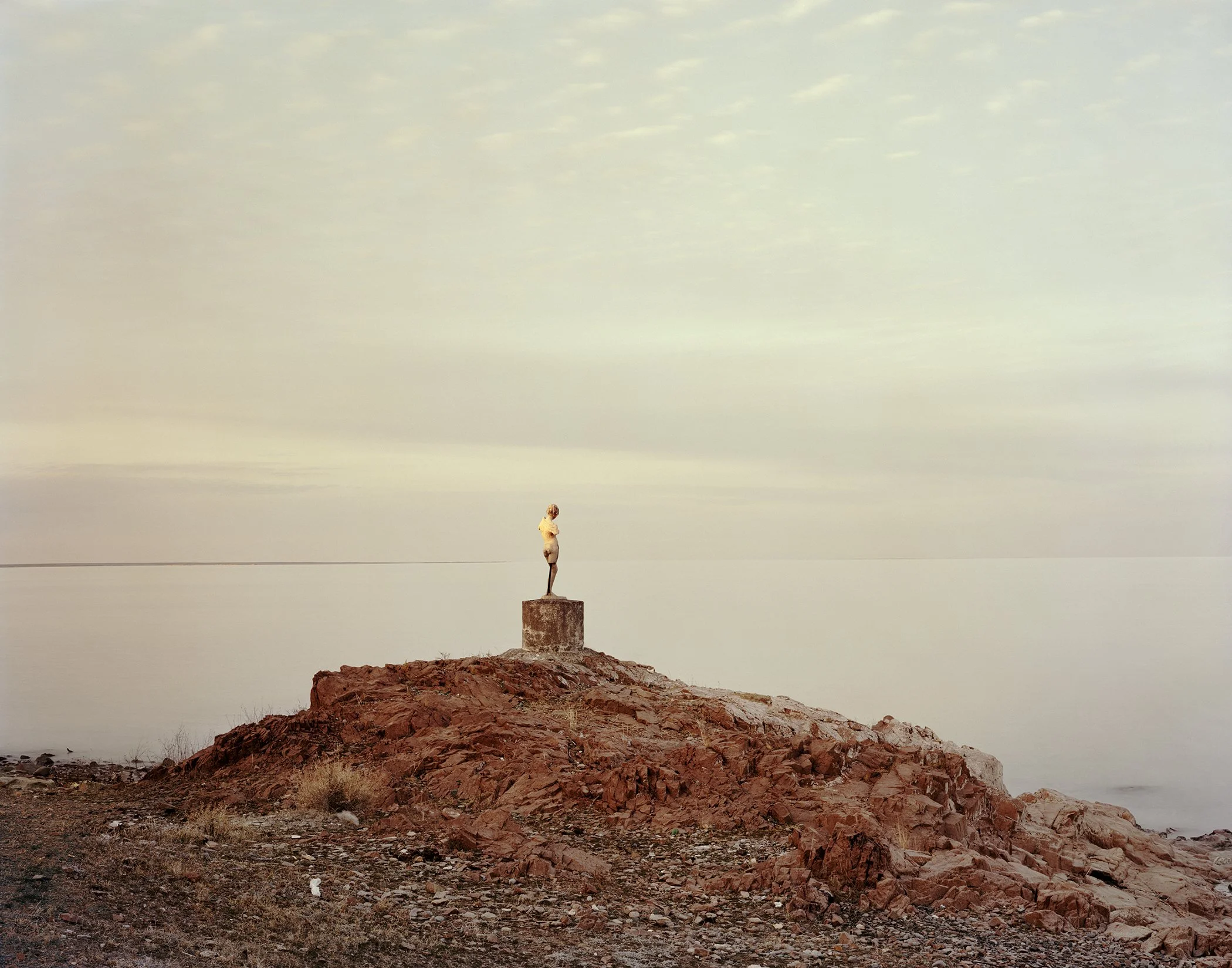 Nadav Kander: The Edge of Things | Portrait(s) — Musée Magazine